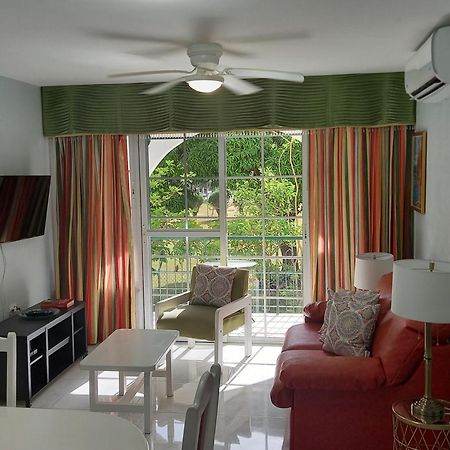 Marchabell By The Sea E22 Apartman Ocho Rios Kültér fotó