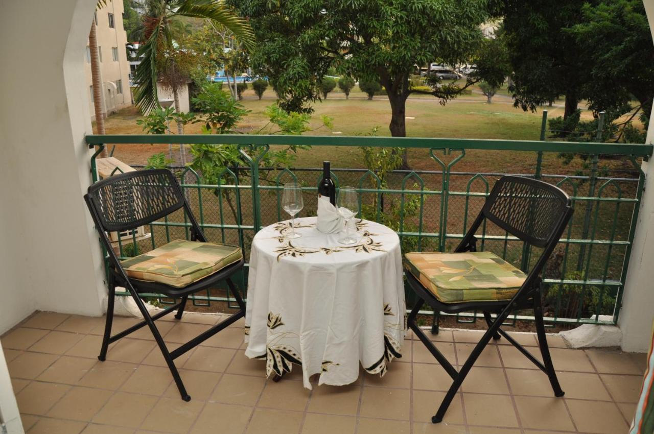 Marchabell By The Sea E22 Apartman Ocho Rios Szoba fotó